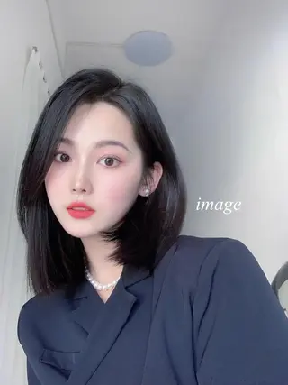 ミディアム 韓国ヘア レイヤーカットのヘアスタイル