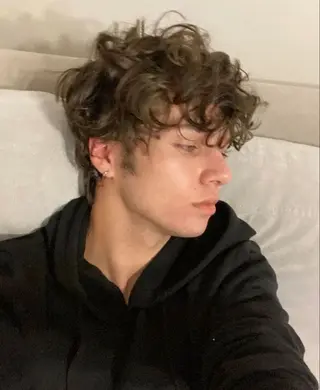 ショート パーマ メンズ 吉田一輝 外国人パーマのヘアスタイル