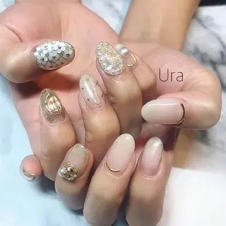 ネイル UrakoNail 《nail》のネイルデザイン