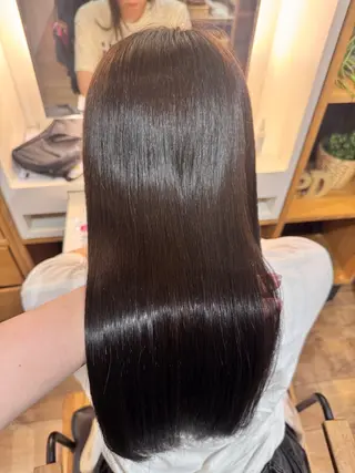 ロング 南 怜奈のヘアスタイル