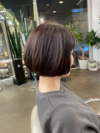 ショート ヘアアレンジ DIFINOaoyama所属・🎧ayaka/ボブ /透明感カラー🩵のヘアスタイル