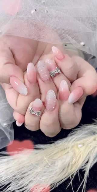 ネイル ビューティーリゾート麗所属・于 麗影のマツエク・マツパデザイン