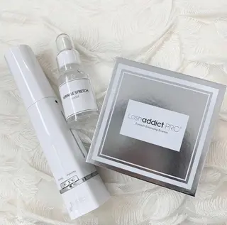 Diamond Lily所属・緒方 あやのマツエク・マツパデザイン