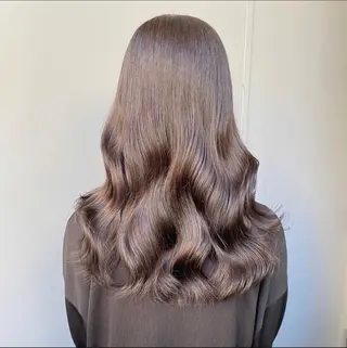 カラー *儚げ透明感🕊 赤み消し艶カラー🌿のヘアスタイル