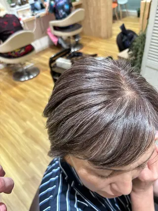 ショート カラー 渡辺 大雅のヘアスタイル