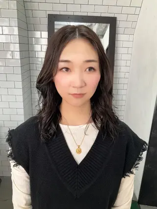 ミディアム パーマ カラー 紙屋町　legare 🌈山村　麻美🫧のヘアスタイル