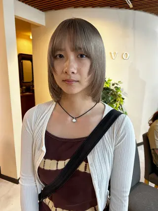 ミディアム 透明感/レイヤー/ 武士るな🌿‬のヘアスタイル