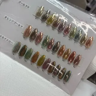 ネイル MAXKELLY Meiのネイルデザイン