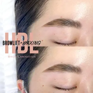 アイブロウ une 石橋阪大前・ 箕面・池田・蛍池のマツエク・マツパデザイン