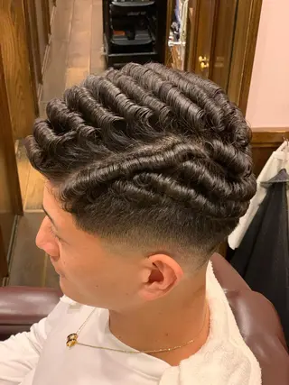 ショート HIRO銀座　バーバーショップ丸の内所属・ヒロ銀座 林のヘアスタイル