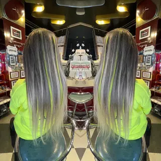 👑派手髪/カット 👑ANRYのヘアスタイル