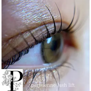 マツエク・マツパ Nao店長 /ルヴォルテ大須のマツエク・マツパデザイン