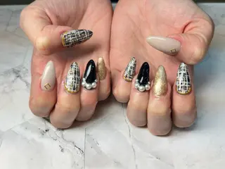 ネイル Queennail 北堀江AYAのネイルデザイン