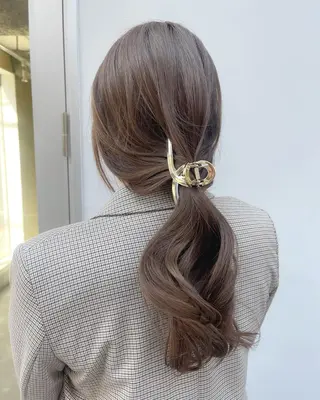 カラー urara🤍 柔らかヘアのヘアスタイル