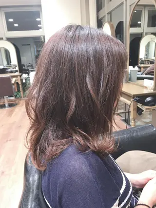 セミロング カラー アザマ　ヤスカツ _rosso 川口のヘアスタイル