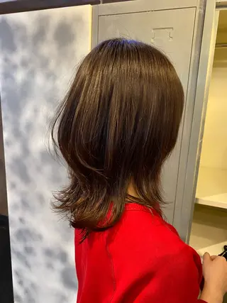 ミディアム カラー rilas博多所属・博多JYUI/ウルフ ハイトーン/デザインのヘアスタイル