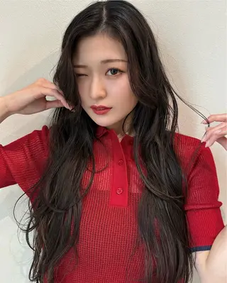 ロング 一宮レイヤー/ 艶感カラー/大野真央のヘアスタイル