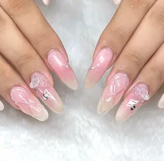 ネイル ChouChou NAIL SALON所属・サキ ChouChouのネイルデザイン
