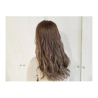 ロング Luana 矢場町のヘアスタイル