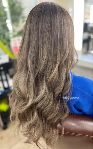 ロング カラー 🐥こ ま🐥のヘアスタイル