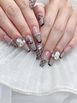 ネイル 五十嵐 美智のネイルデザイン