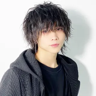 ミディアム カラー パーマ メンズ 大橋 拓巳のヘアスタイル