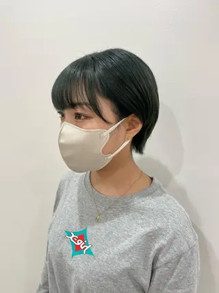 ショート カラー akane .のヘアスタイル