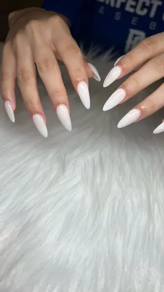 ネイル 𝐧𝐚𝐢𝐥 𝐌𝐢𝐖𝐢𝐢のネイルデザイン