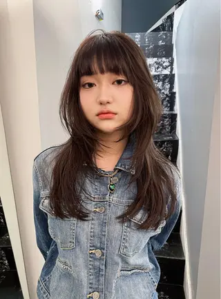 ロング カラー ヘアアレンジ ハッシュカット/ 韓国ヘア☽⋰mahoのヘアスタイル