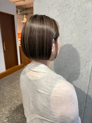 カラー 伊藤 玄のヘアスタイル