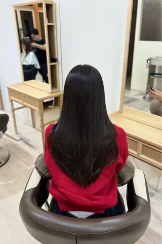 ロング カラー 🪐韓国／グレージュ ／ ｓａｋｕｒａ☽⋰のヘアスタイル