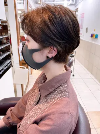 ショート カラー ベリショディレクター 小野 健太郎のヘアスタイル