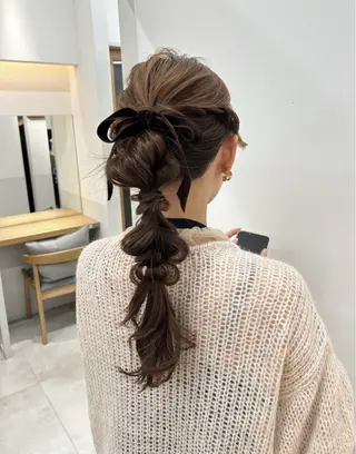 ロング ヘアアレンジ _WHITE 天神店 YUMEKA🐻のヘアスタイル