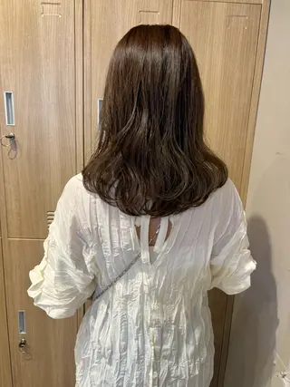 セミロング LOREN＋透明感 オリーブhirokoのヘアスタイル