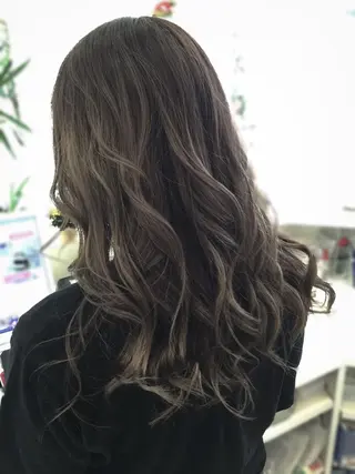 ロング カラー Ash 山田 勇太のヘアスタイル