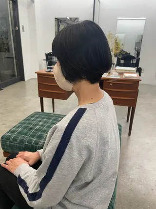 ショート レイヤーパーマ、ボブ 小須田ゆあのヘアスタイル