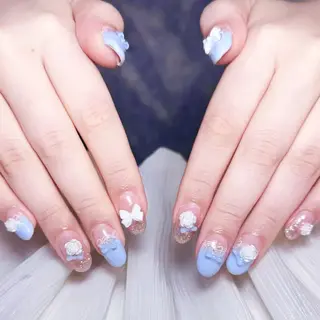 ネイル yu ri 🌹のネイルデザイン