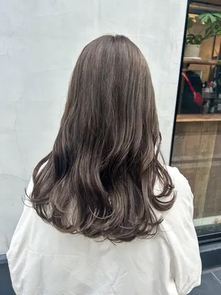 ロング カラー ヘアアレンジ yuka .のヘアスタイル
