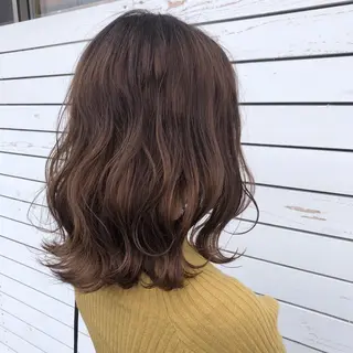 セミロング カラー CREAPY所属・CREAPY　日向野 利菜のヘアスタイル