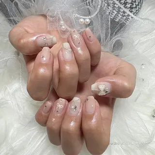 ネイル シュシュ 🎀 girly nailのネイルデザイン