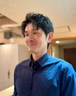 メンズ スパイキーショート 大人パーマ 丸山のヘアスタイル