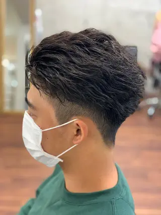 ショート パーマ メンズ クセを最大限に活かす メンズパーマ奈良大祐のヘアスタイル