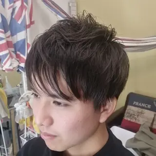 ショート キッズ D/i所属・4店舗フリーランスⅠ Y/no〈夜のスパ〉のヘアスタイル