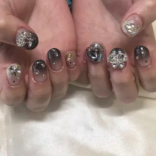 ネイル ViViA momokaのネイルデザイン