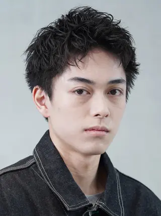 ショート パーマ メンズ fifth天神大名Ⅱ所属・fifth天神 パーマ特化 石橋航海のヘアスタイル