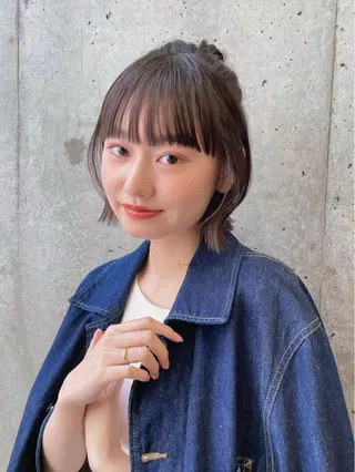 ショート カラー ヘアアレンジ グレージュ/レイヤー /ボブ/moyu🎀のヘアスタイル