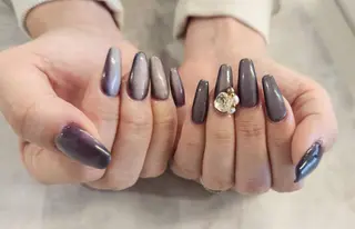 ネイル FIRST 姪浜 Jrネイリスト　aiのネイルデザイン