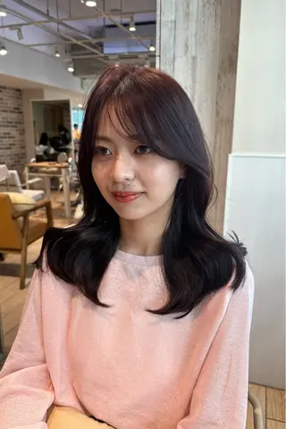 セミロング AFLOAT D’L所属・角本 藍⌇表参道 🌿艶colorのヘアスタイル