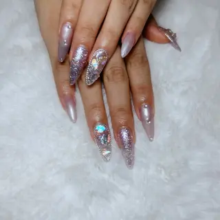 ネイル share所属・. yurieのネイルデザイン