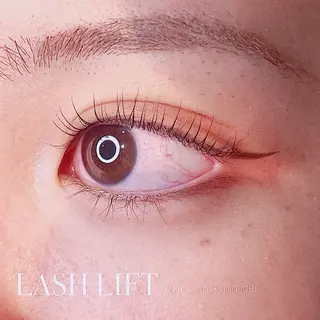 マツエク・マツパ 大阪梅田 SAKI 韓国風束感まつ毛のマツエク・マツパデザイン